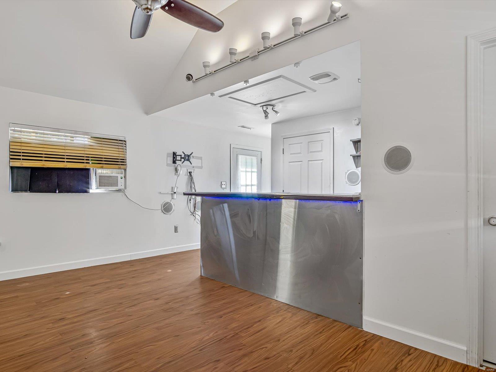 519 N Kaempfe Street