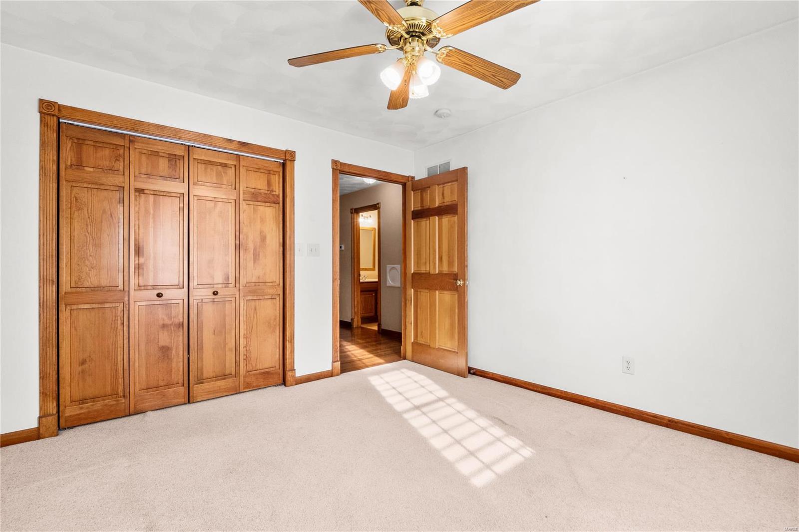 1401 Ridge View Court