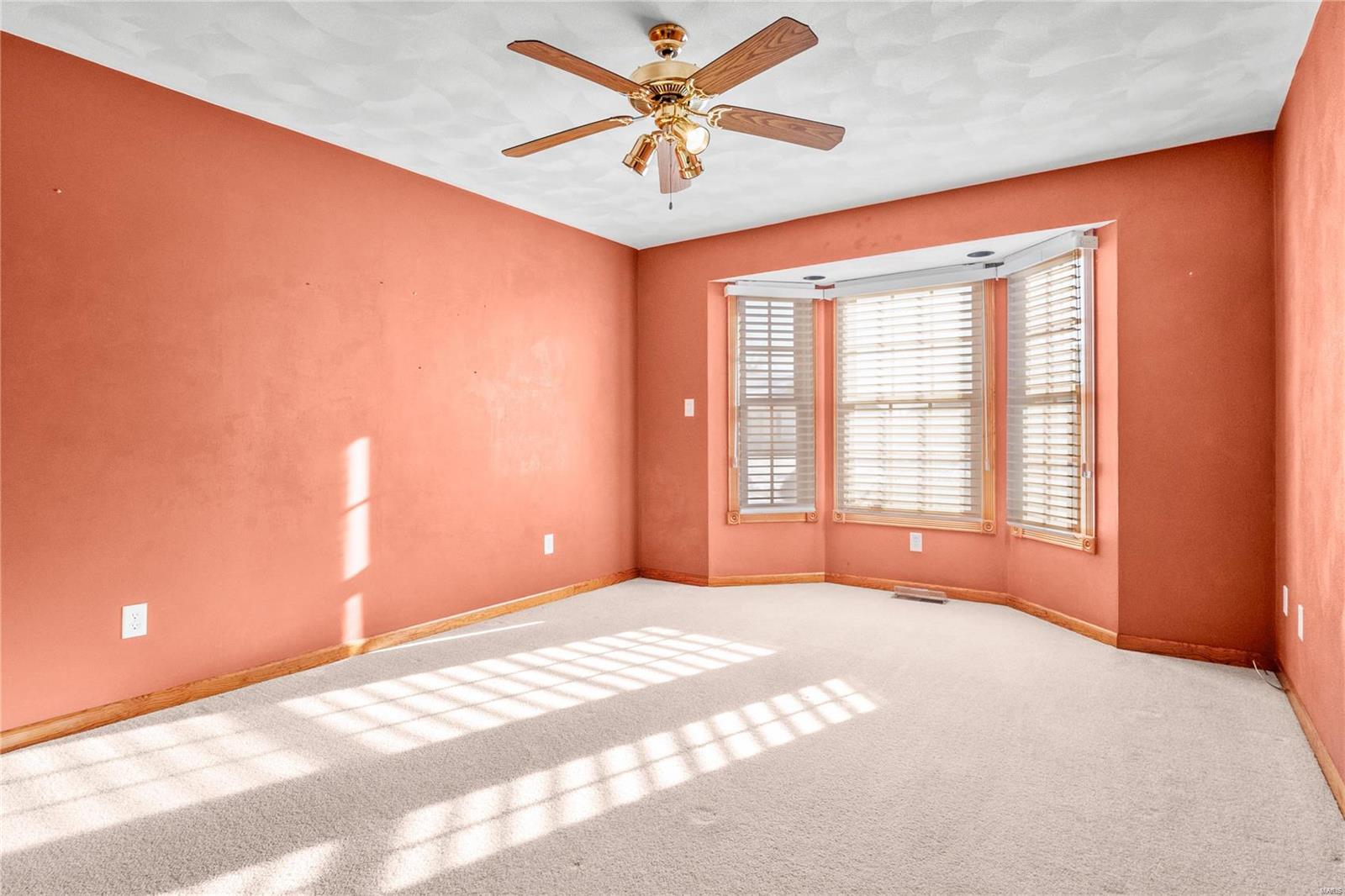 1401 Ridge View Court