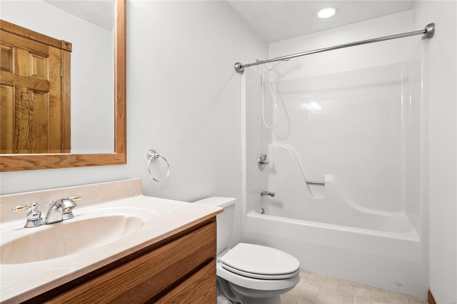 1401 Ridge View Court