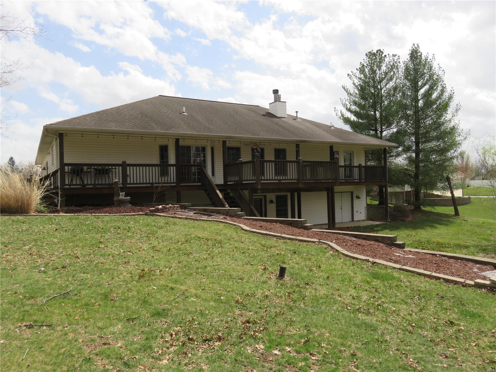 1401 Ridge View Court