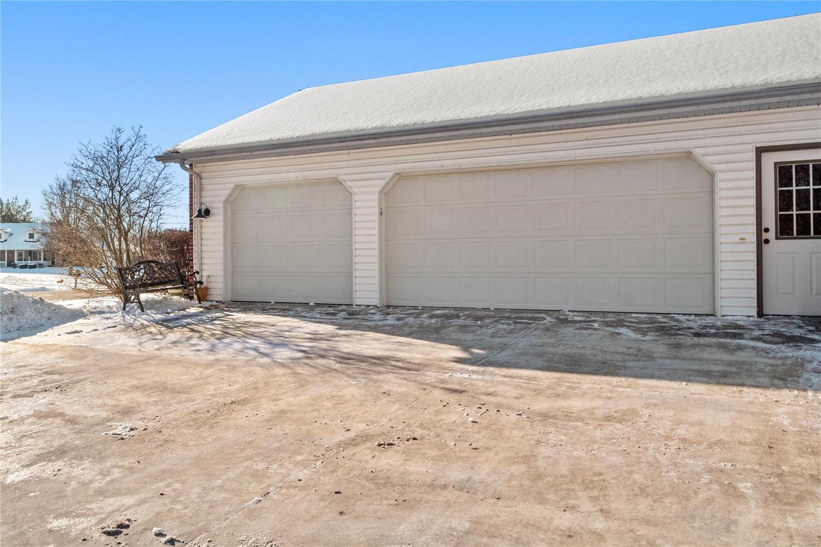 1401 Ridge View Court