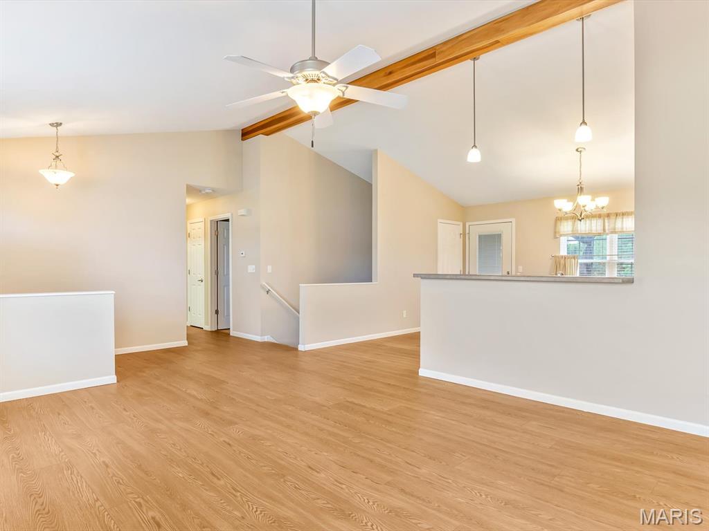 1004 Cottonwood Lane