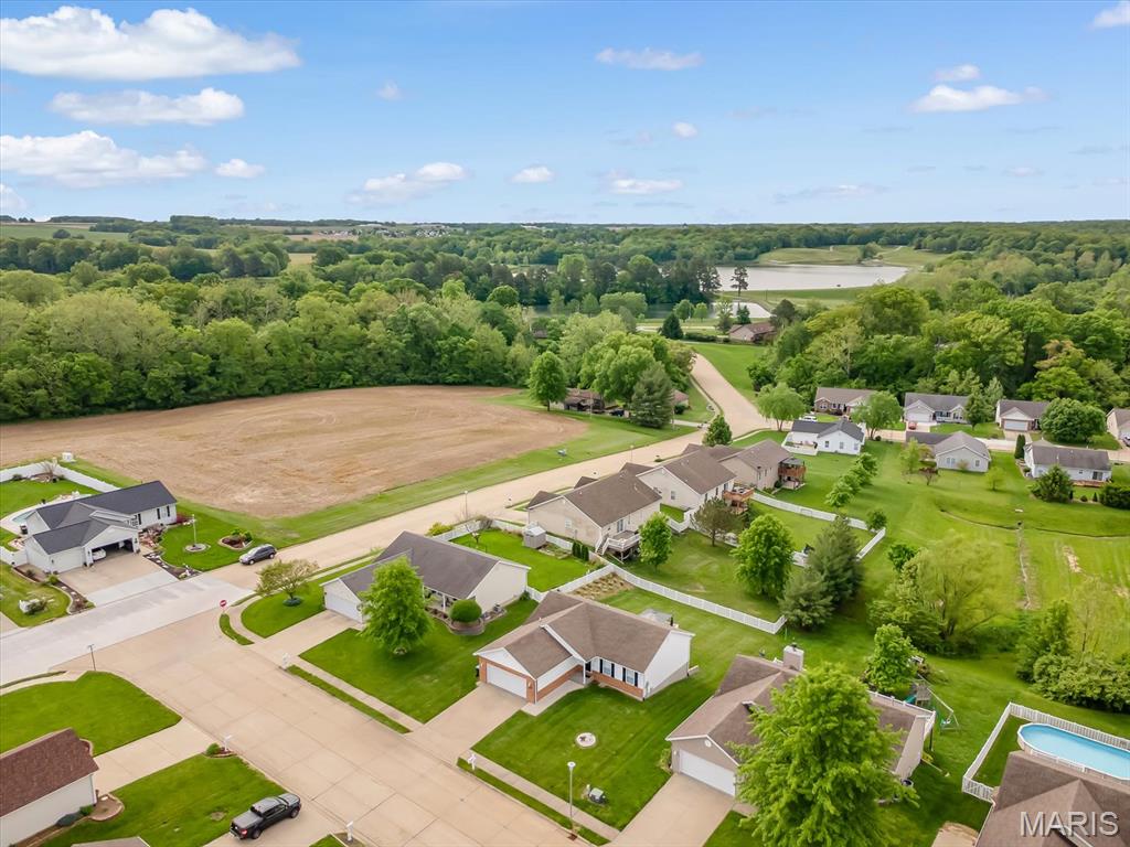 1004 Cottonwood Lane