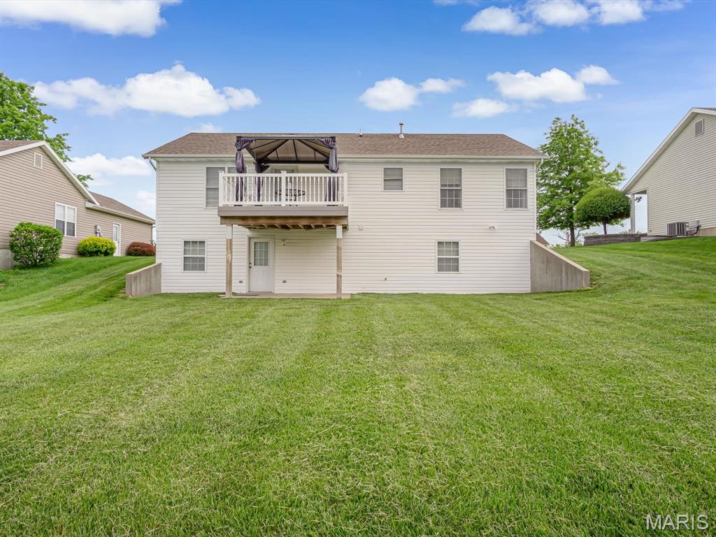 1004 Cottonwood Lane