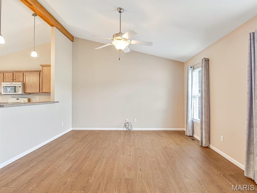 1004 Cottonwood Lane