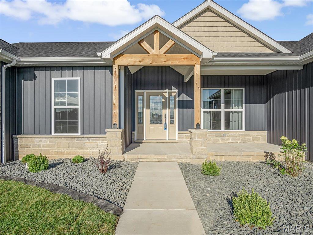 484 Hayden Drive