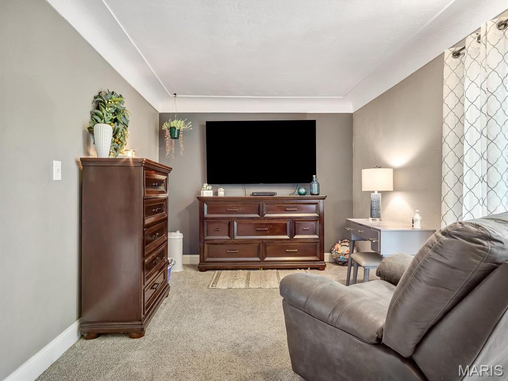 3119 Whispering Pines Drive