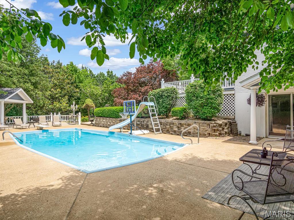 3119 Whispering Pines Drive