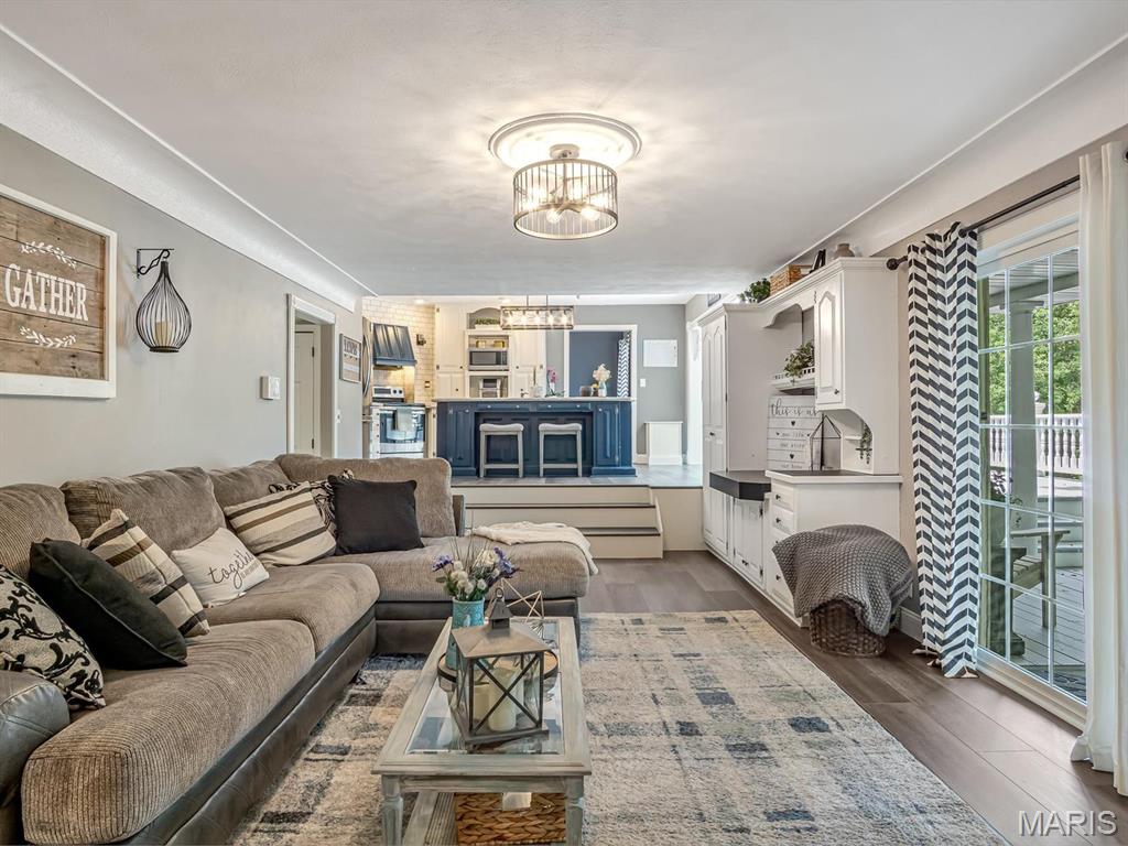 3119 Whispering Pines Drive