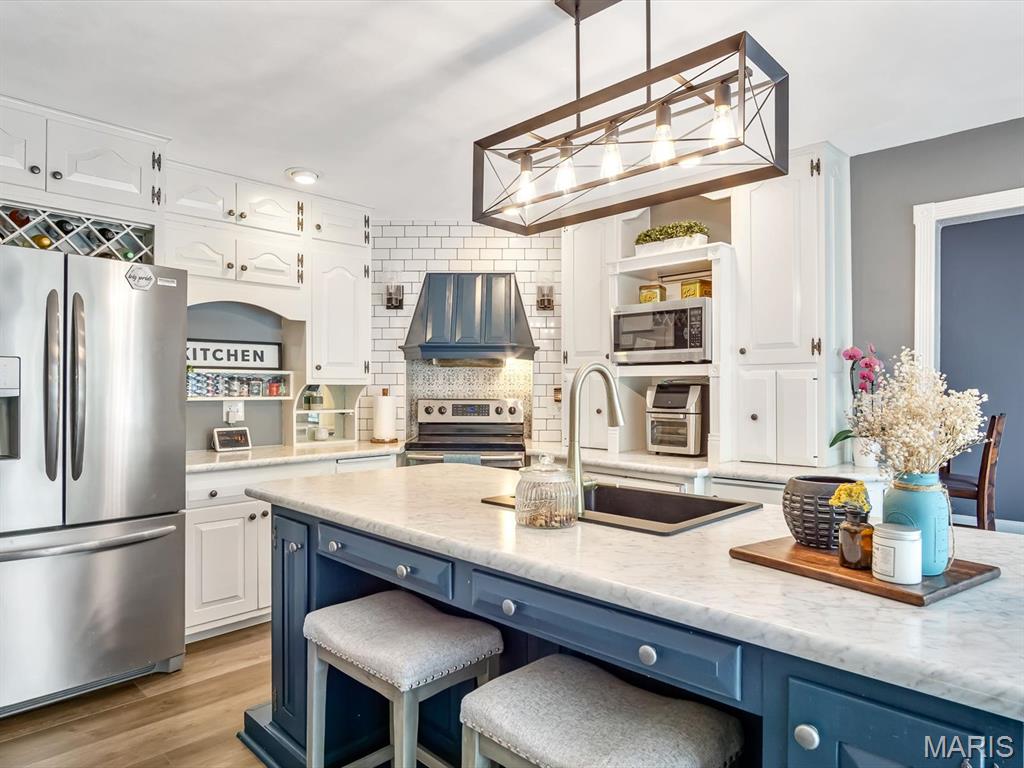 3119 Whispering Pines Drive