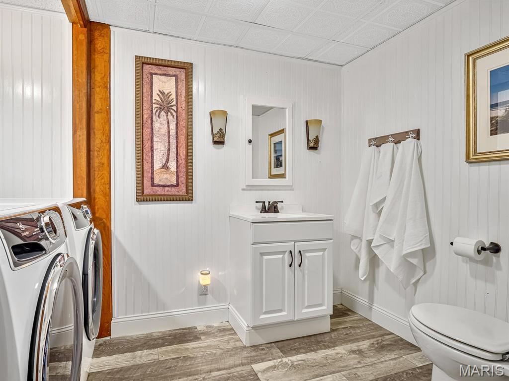 3119 Whispering Pines Drive