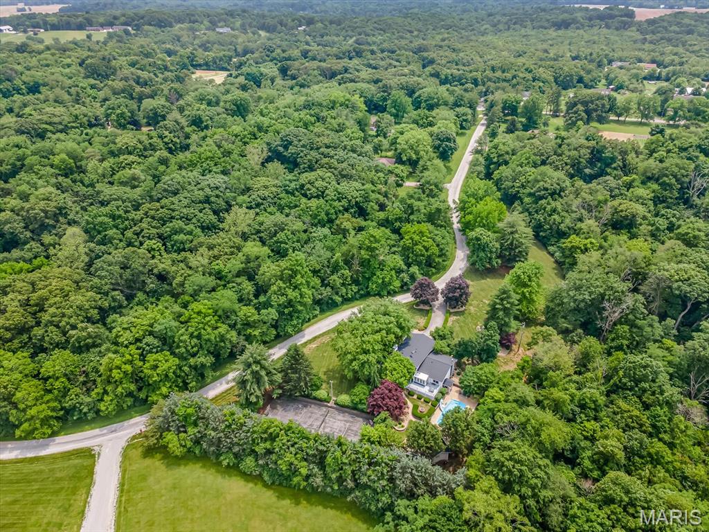 3119 Whispering Pines Drive