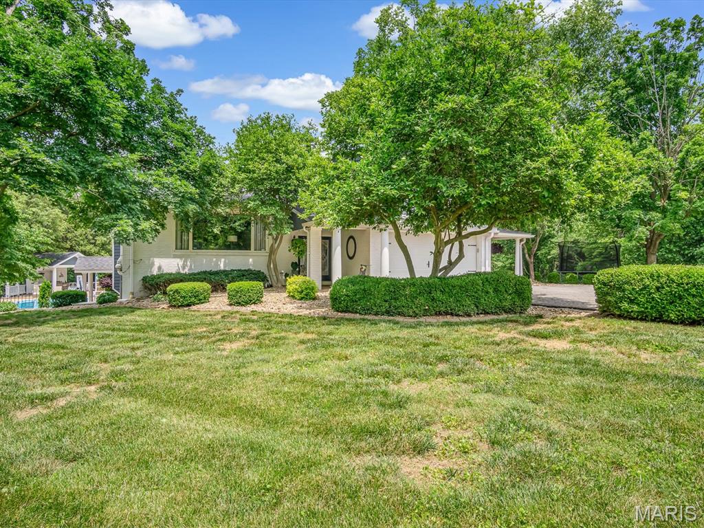 3119 Whispering Pines Drive