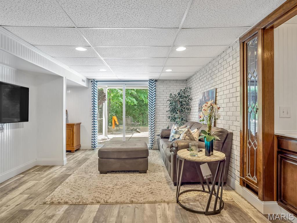 3119 Whispering Pines Drive