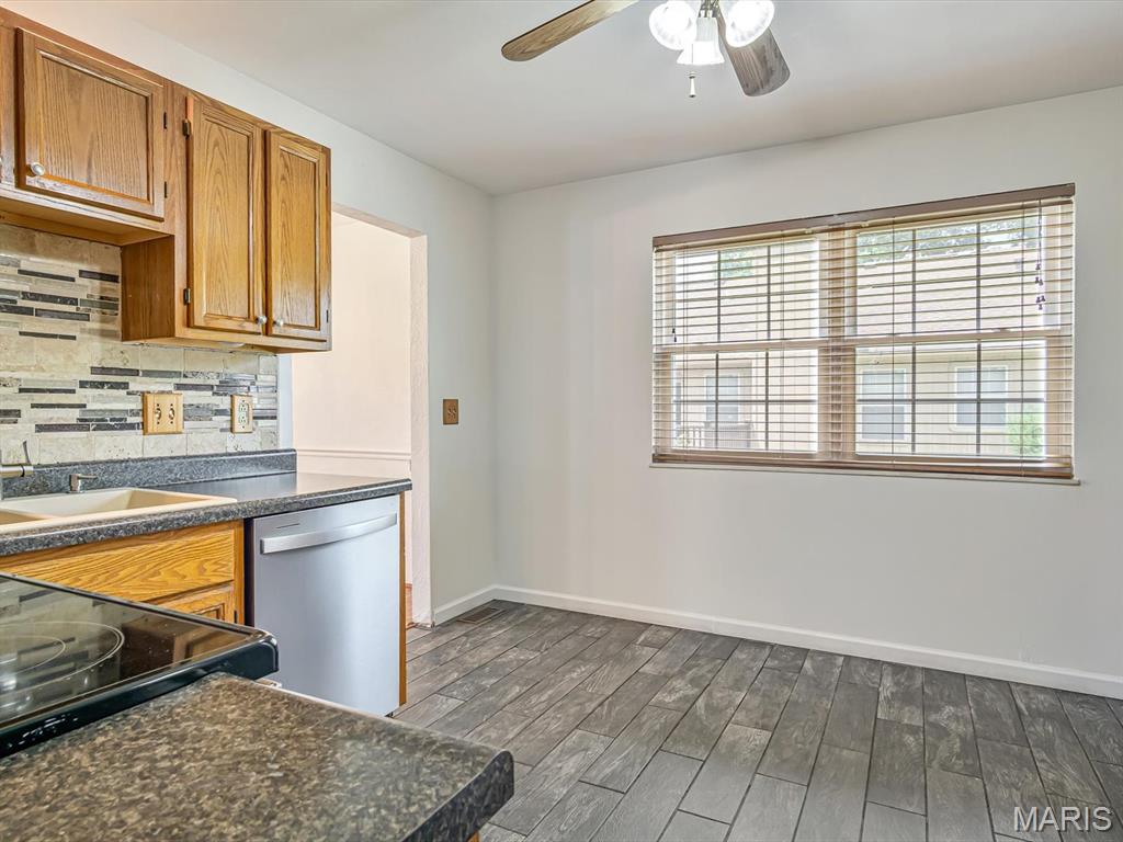 2922 Spruce Hill Terrace