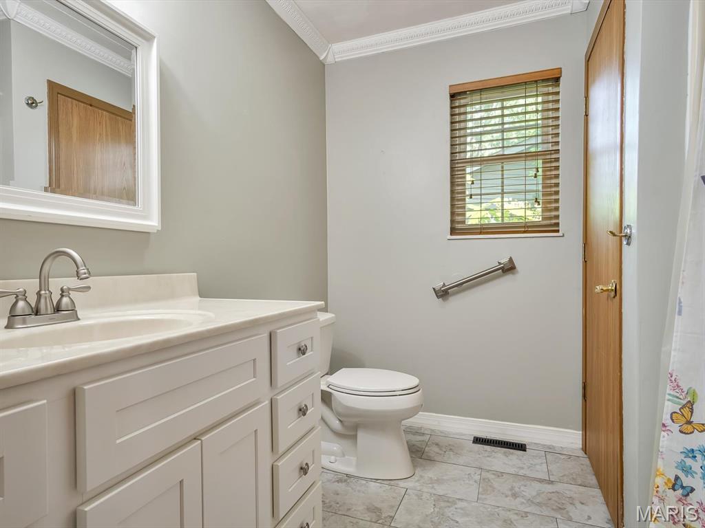 2922 Spruce Hill Terrace