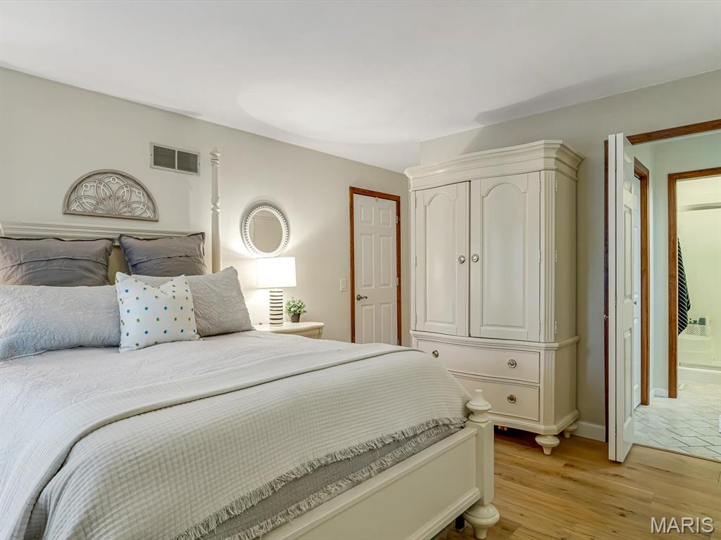 401 John Henry Street