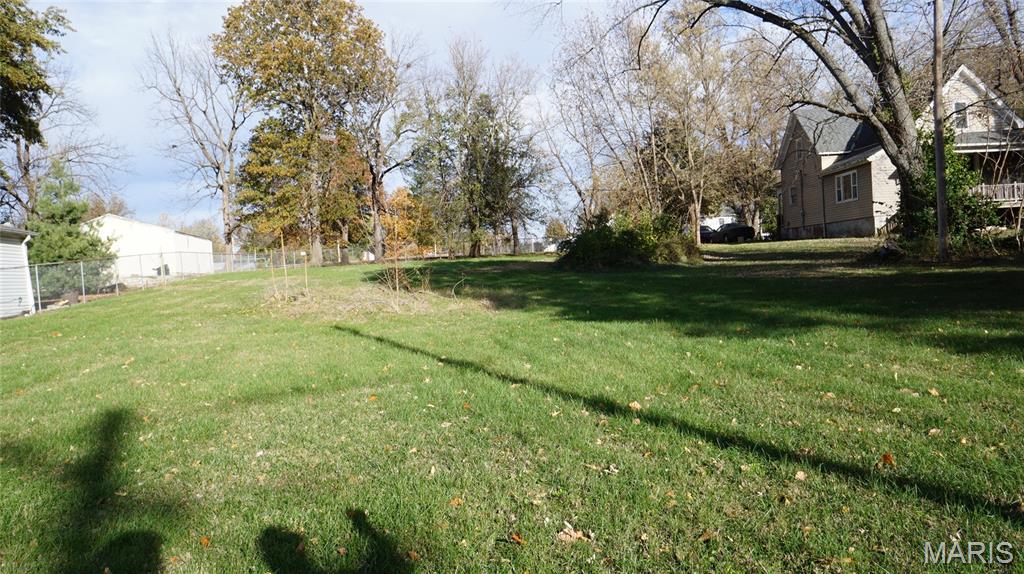 1801 Roosevelt Avenue