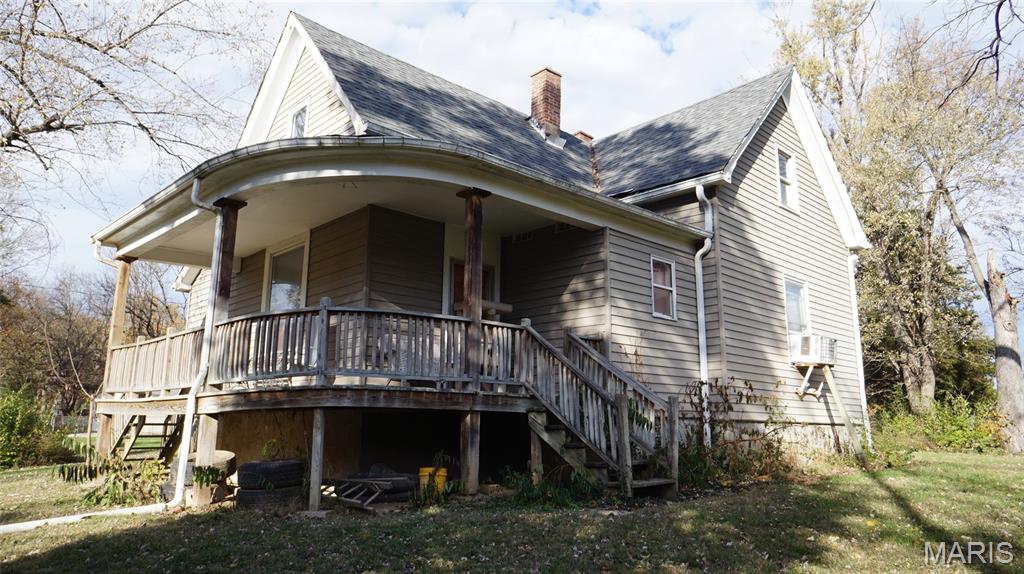 1801 Roosevelt Avenue