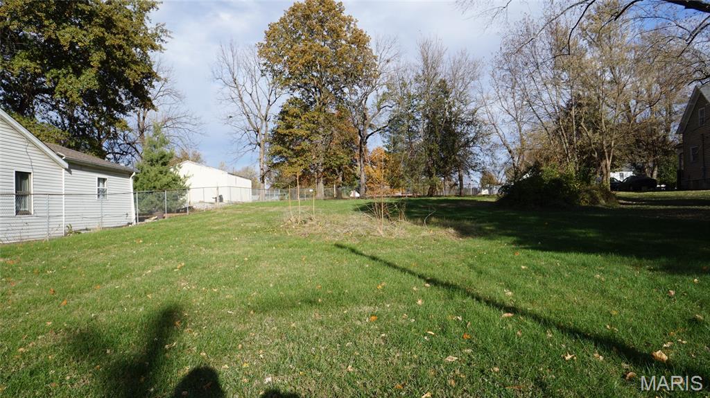 1801 Roosevelt Avenue