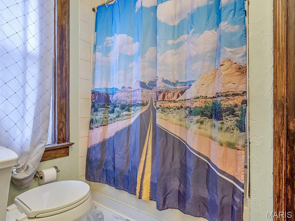 200 N Jackson Street