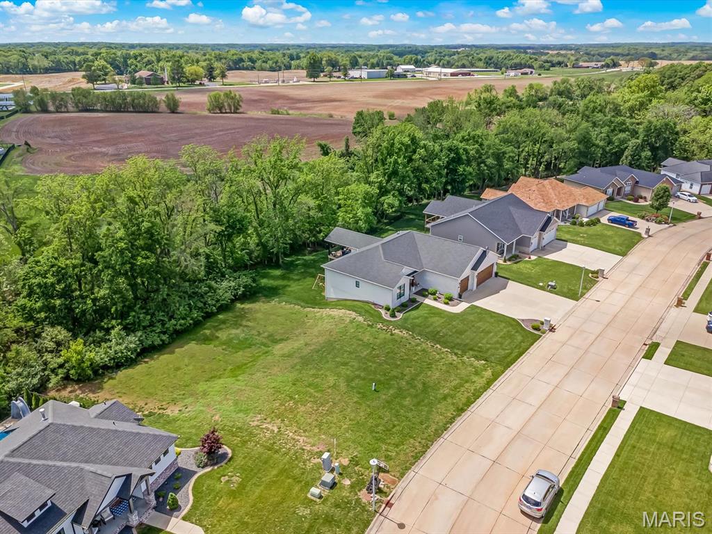 1004 Oak Creek Lane