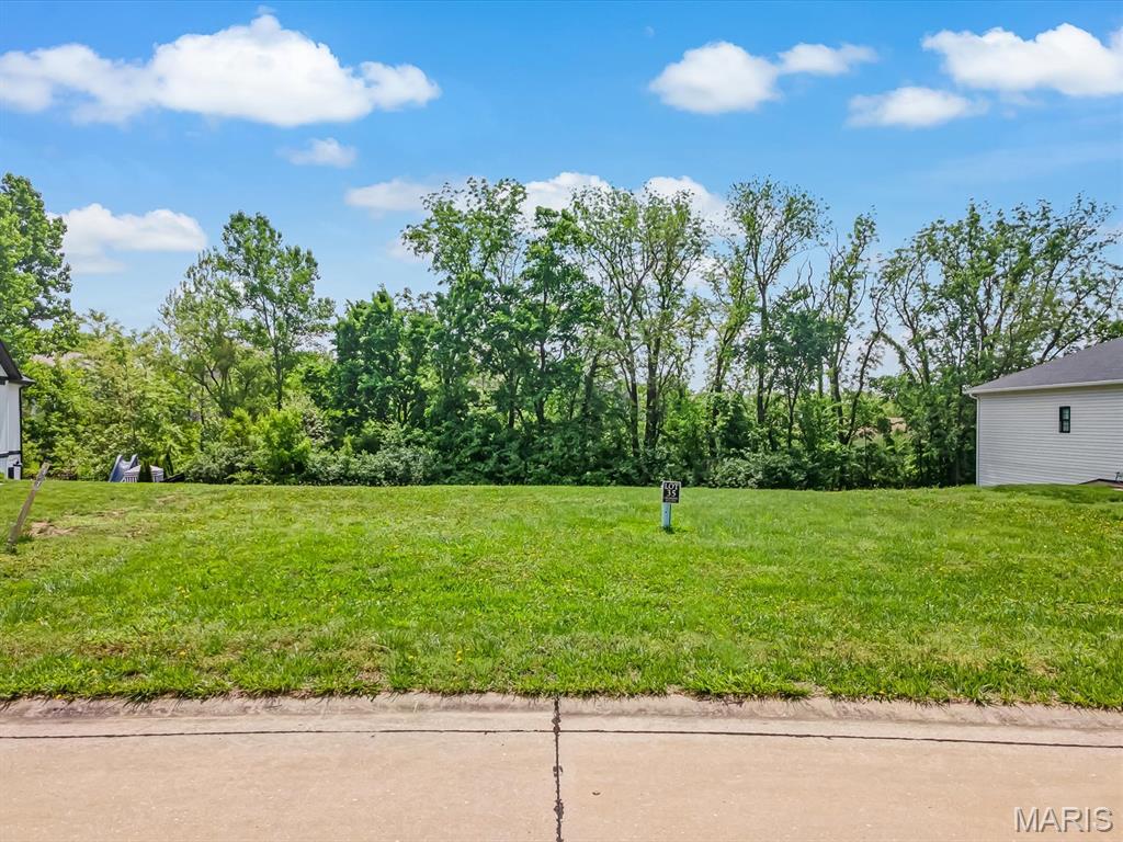 1004 Oak Creek Lane