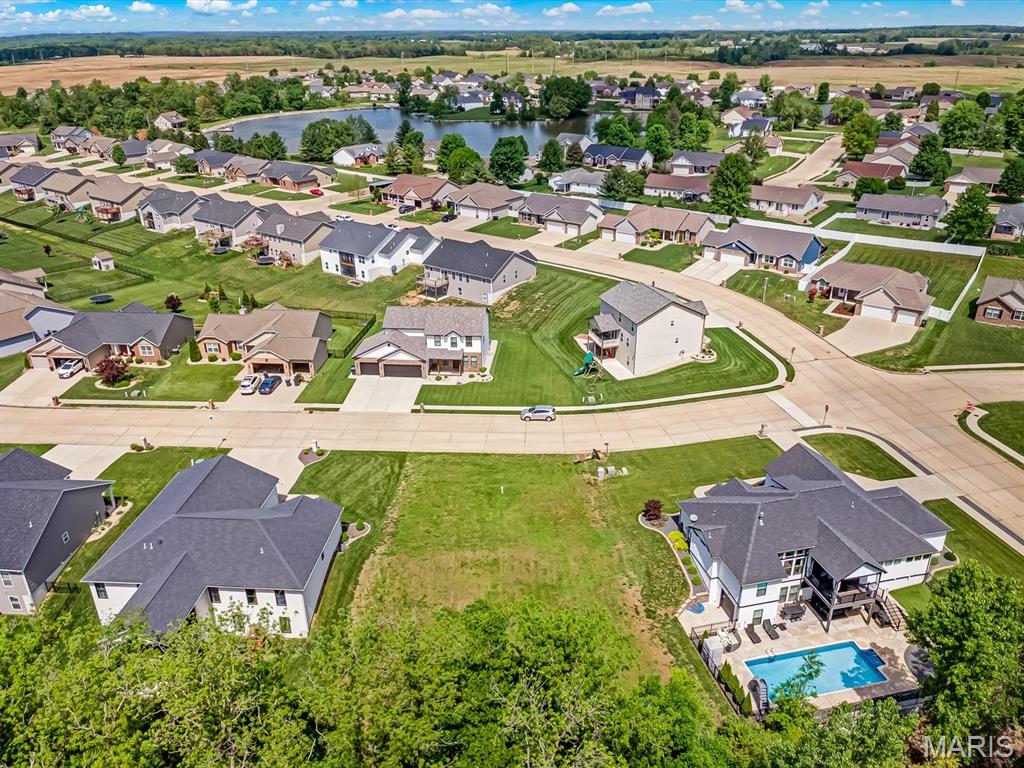 1004 Oak Creek Lane