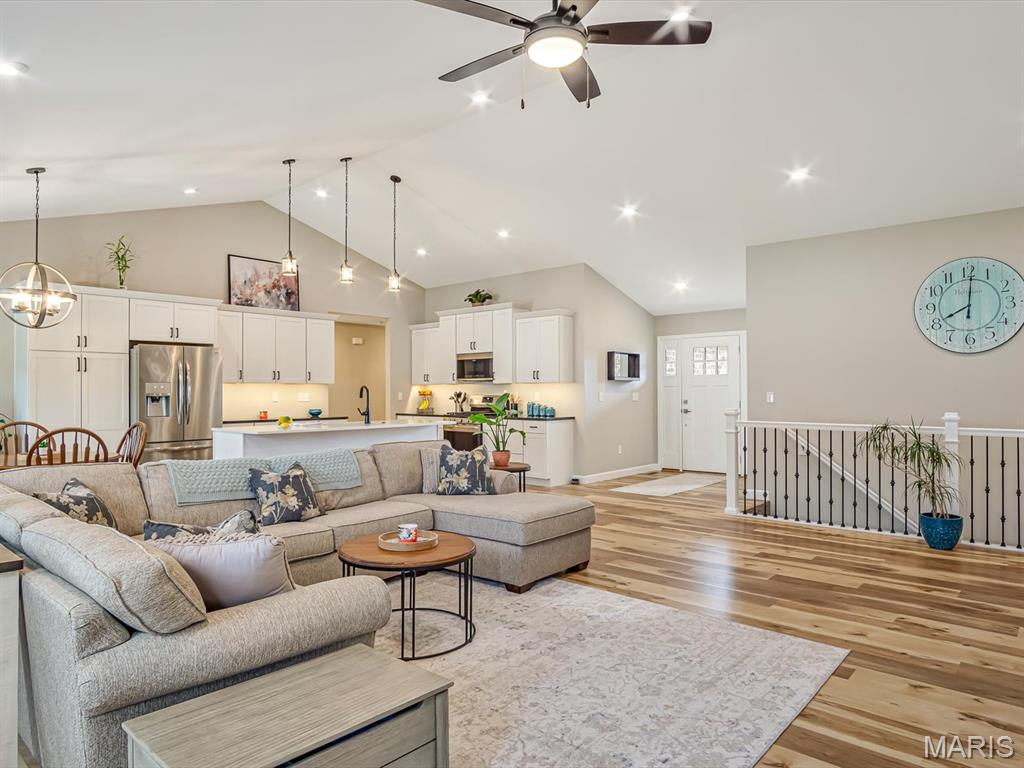 1305 Coleridge Court