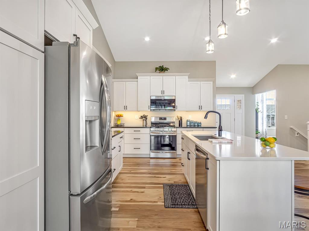 1305 Coleridge Court