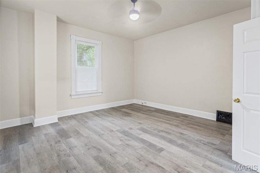 327 N 1st Street