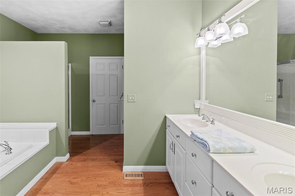 5259 Shingle Oak Lane