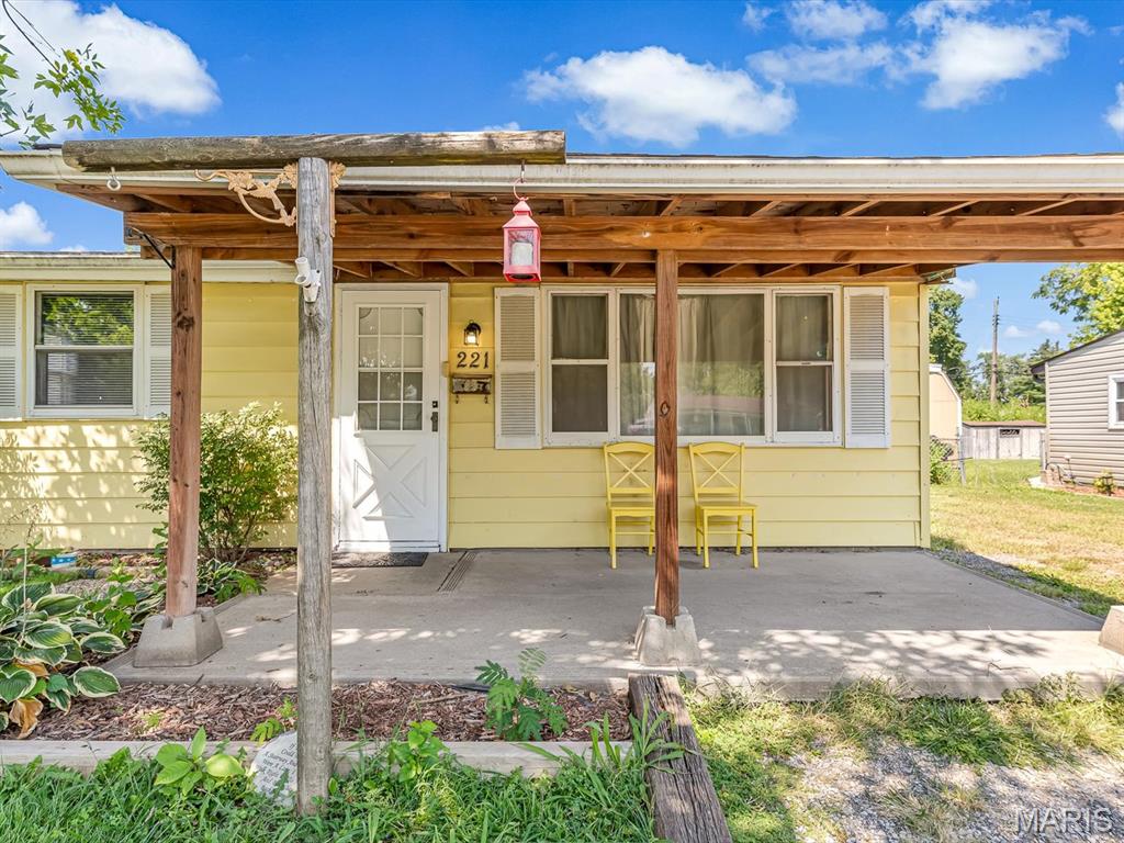 221 Saint John Drive