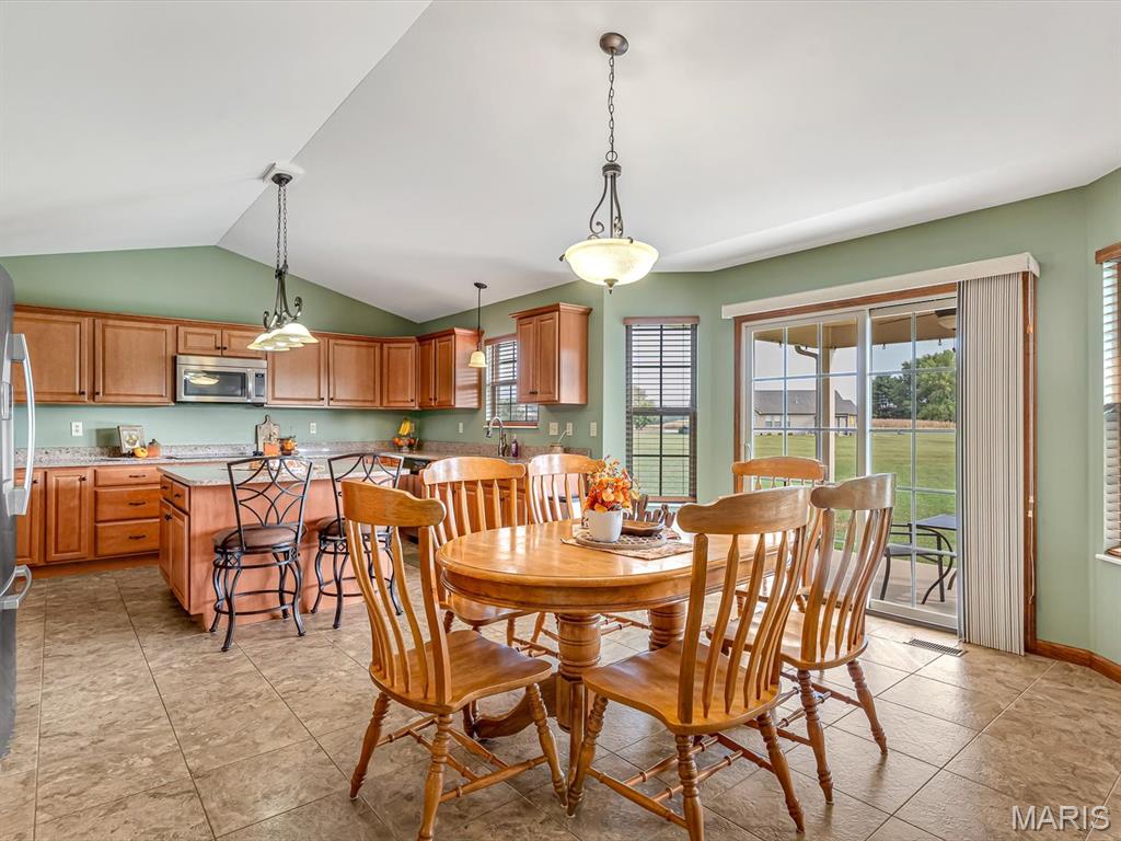 4009 Autumn Oak Drive
