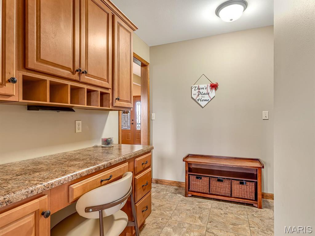 4009 Autumn Oak Drive