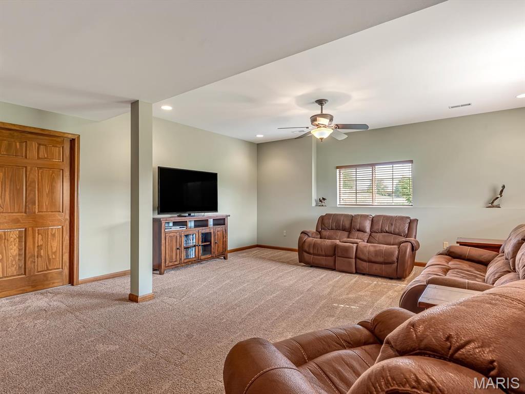 4009 Autumn Oak Drive