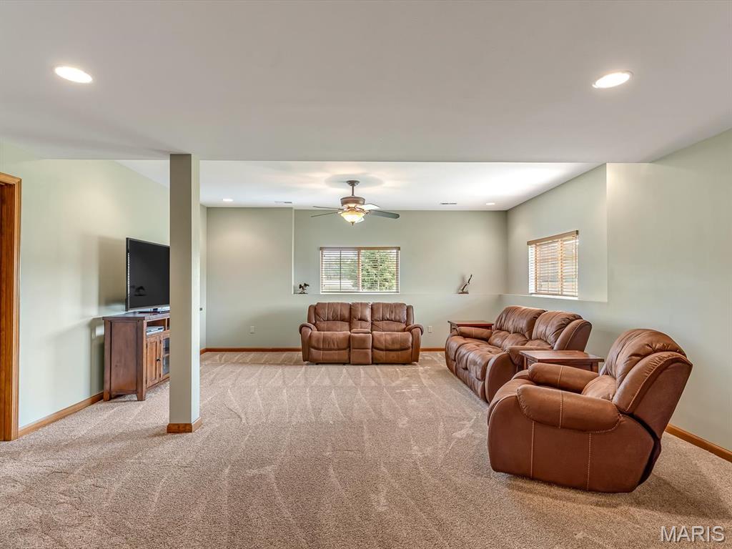 4009 Autumn Oak Drive