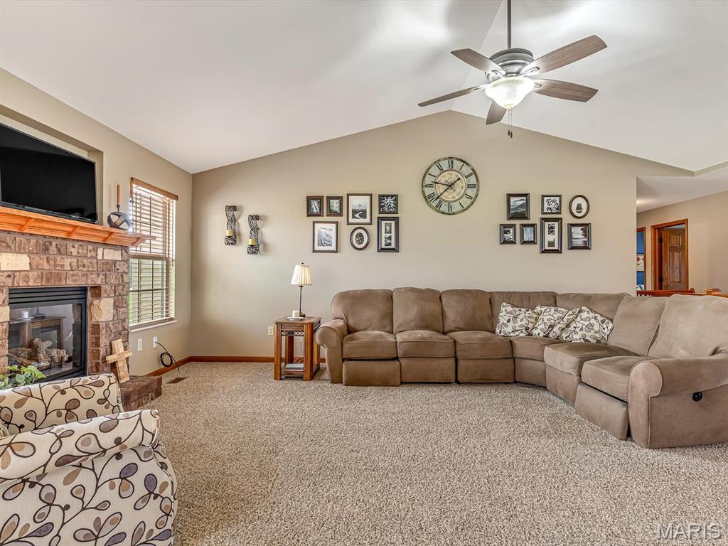 4009 Autumn Oak Drive