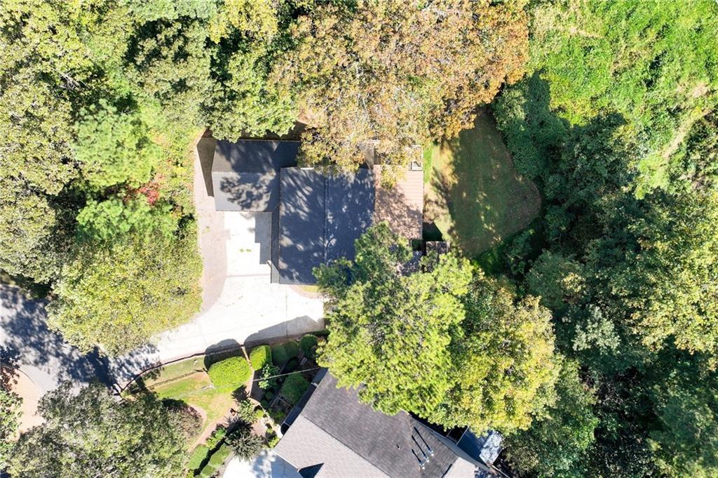 380 Thornwood Drive