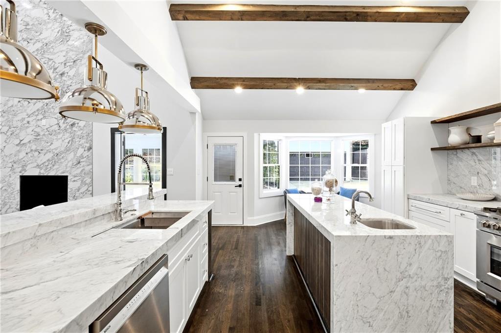 4730 Paran Valley NW