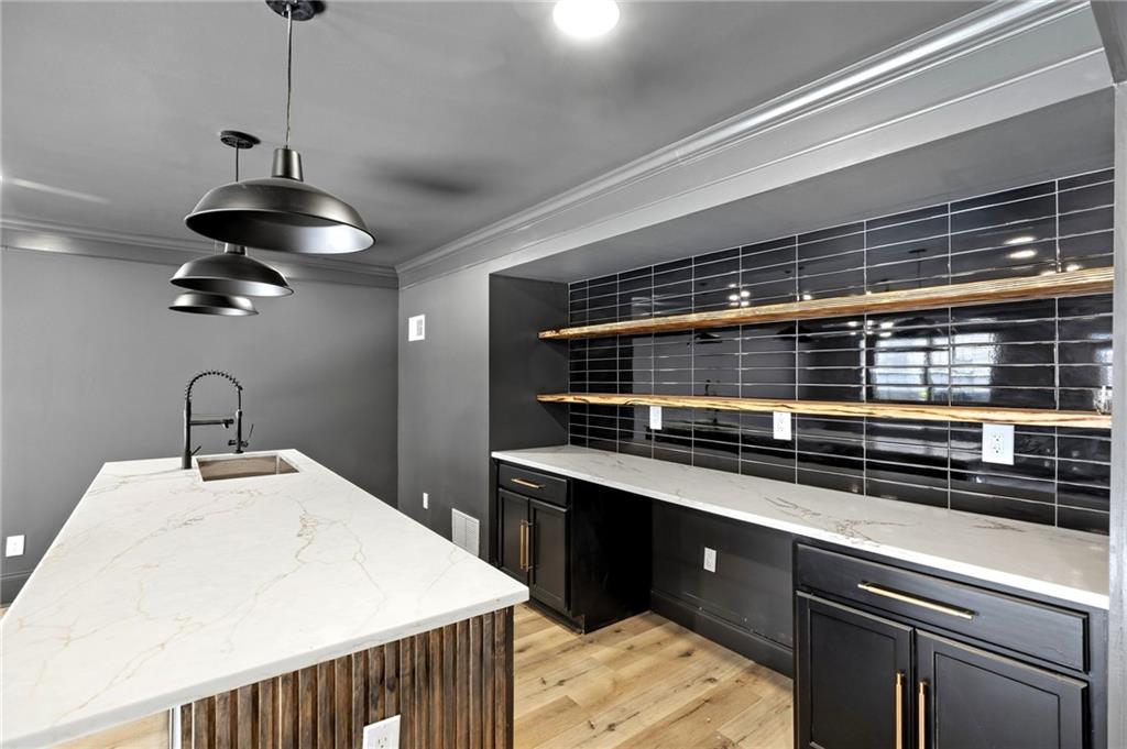 4730 Paran Valley NW