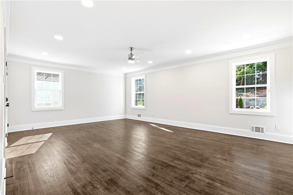 4730 Paran Valley NW