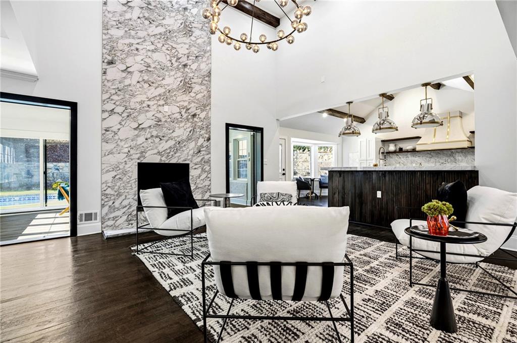 4730 Paran Valley NW