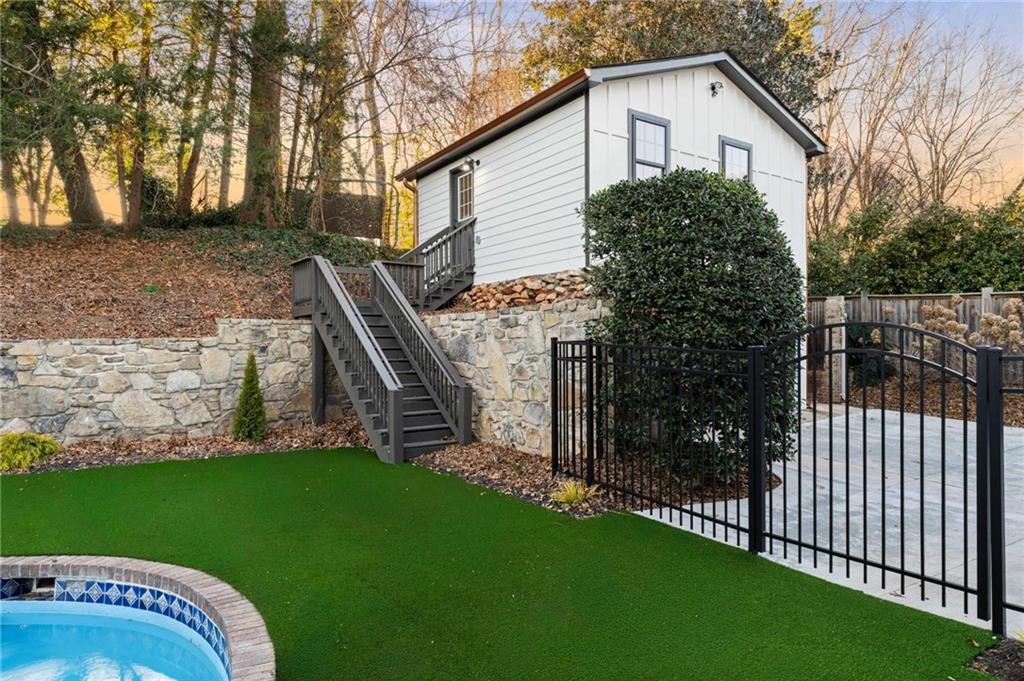 4730 Paran Valley NW