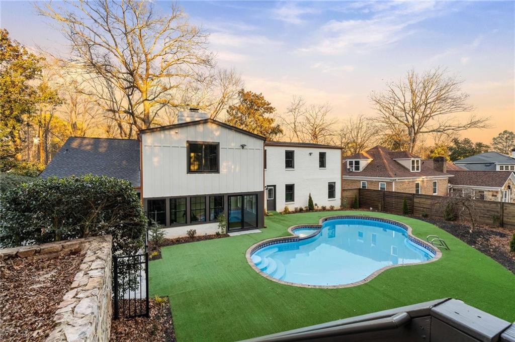 4730 Paran Valley NW