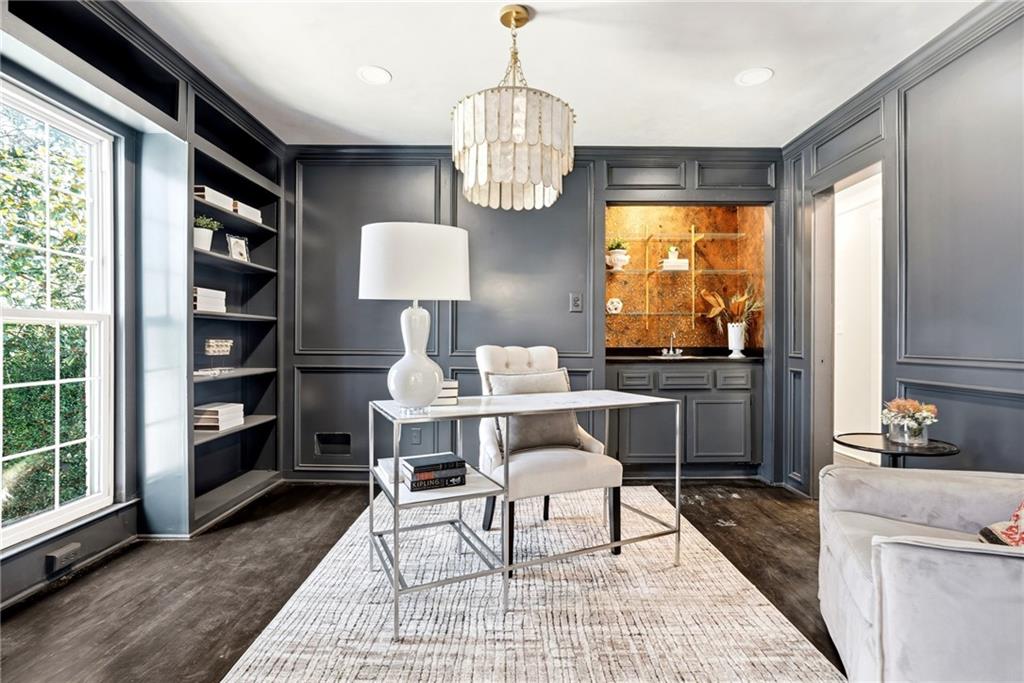 4730 Paran Valley NW