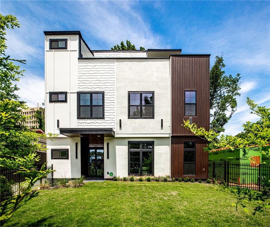 320 Hammond Drive