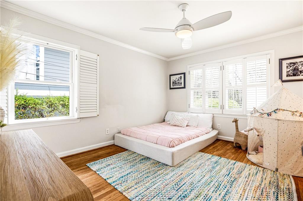 1264 Spring Valley Lane NE