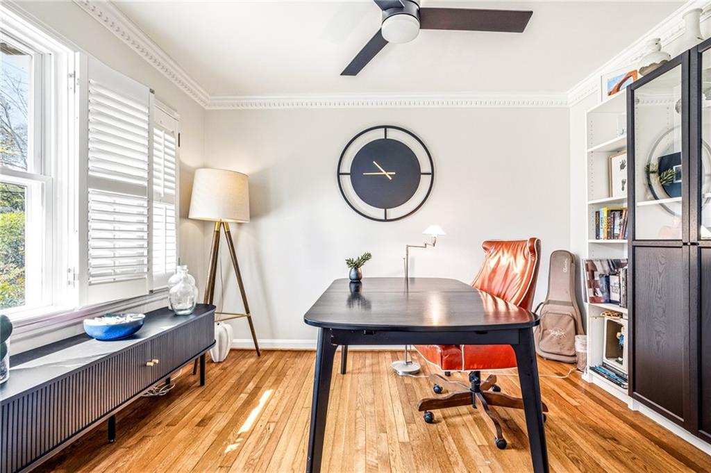 1264 Spring Valley Lane NE